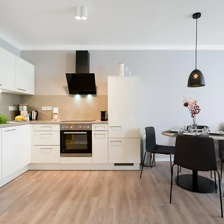 Godewindpark Deluxe-suite 1-13 * Lübeck